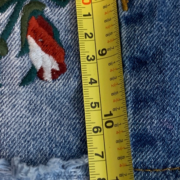 Blue Denim Shorts with Floral Embroidery - Picture 10 of 11